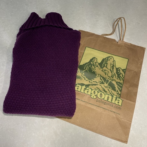 New Patagonia Recycled Cashmere Turtleneck night plum size Small w/tags⭐️⭐️⭐️⭐️ - Picture 5 of 17